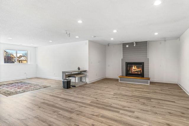 16872 Eagleview Drive, Lakeville, MN 55044