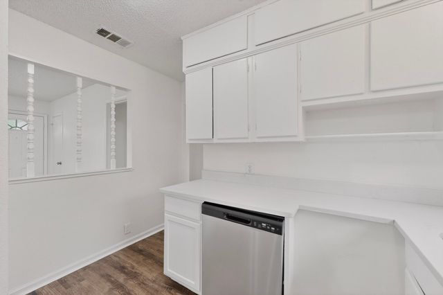 3018 51st Street, Dallas, TX 75216