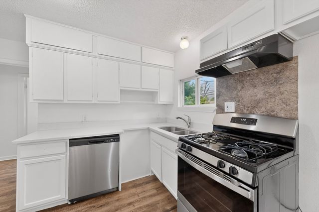3018 51st Street, Dallas, TX 75216