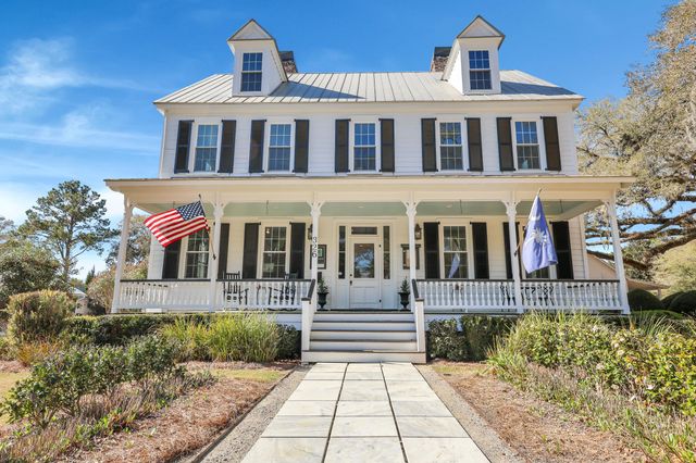 211 Hundred Oaks Parkway, Summerville, SC 29483