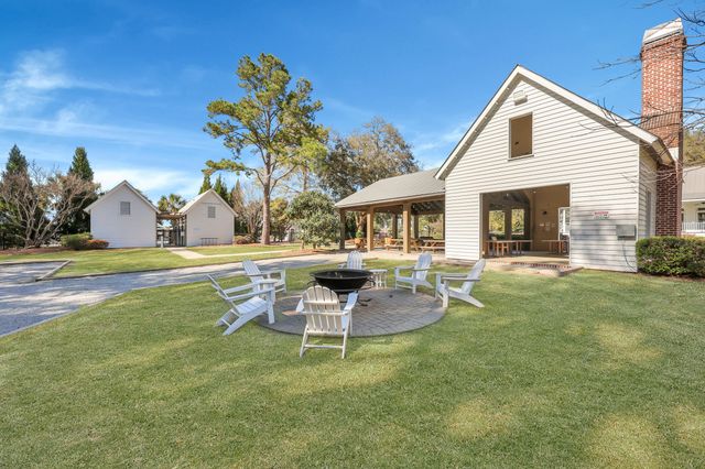 211 Hundred Oaks Parkway, Summerville, SC 29483