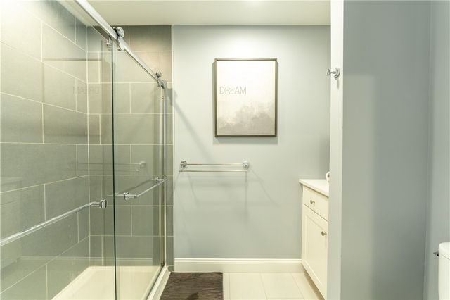 1001 Main Street 17, East Greenwich, RI 02818