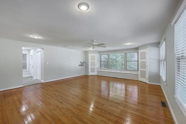 212 Lenwood Drive, Summerville, SC 29485