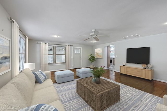 212 Lenwood Drive, Summerville, SC 29485