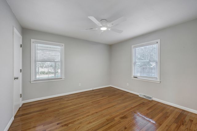 212 Lenwood Drive, Summerville, SC 29485