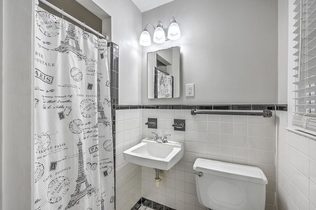 212 Lenwood Drive, Summerville, SC 29485