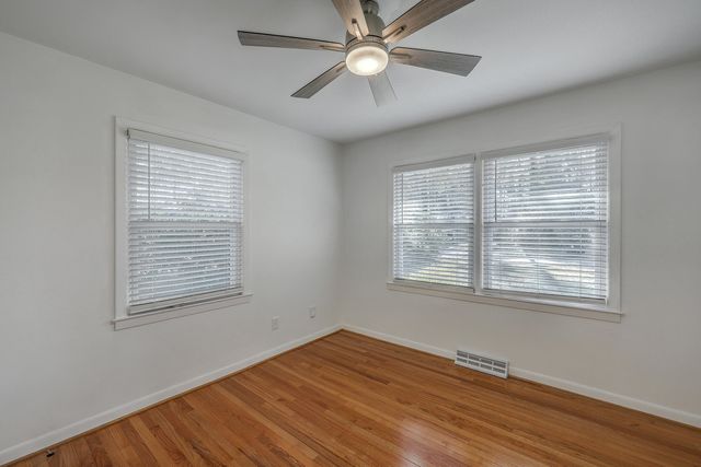 212 Lenwood Drive, Summerville, SC 29485