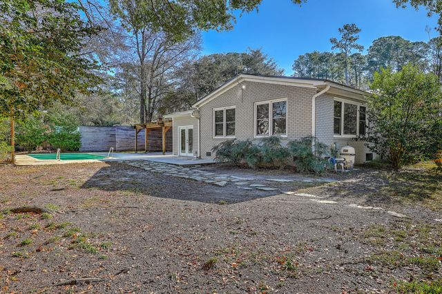 212 Lenwood Drive, Summerville, SC 29485