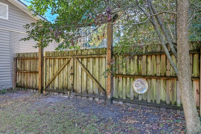 212 Lenwood Drive, Summerville, SC 29485