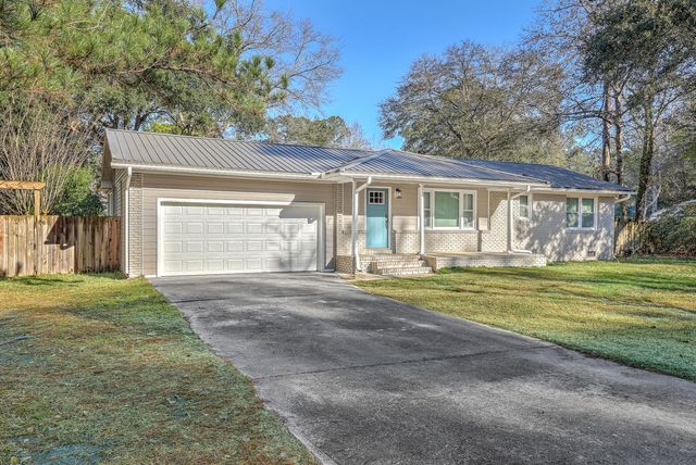 212 Lenwood Drive, Summerville, SC 29485