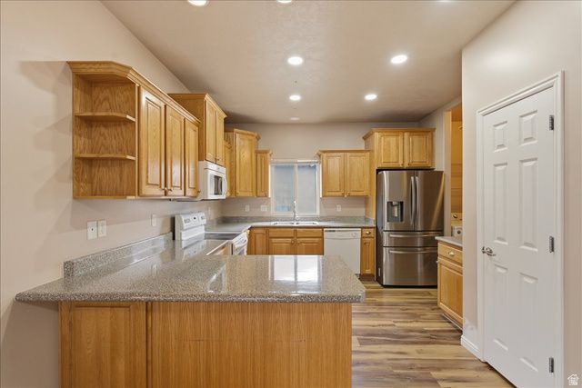 5223 W SWIFT WATER WAY, West Jordan, UT 84081