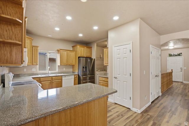 5223 W SWIFT WATER WAY, West Jordan, UT 84081