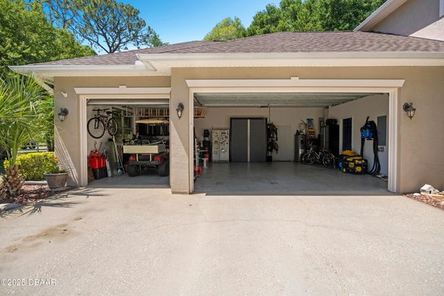 305 Country Circle Drive Drive E, Port Orange, FL 32128