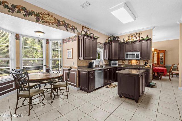 305 Country Circle Drive Drive E, Port Orange, FL 32128