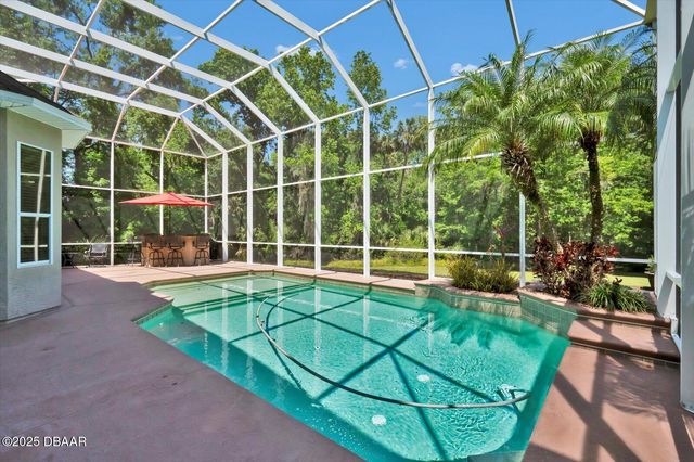 305 Country Circle Drive Drive E, Port Orange, FL 32128