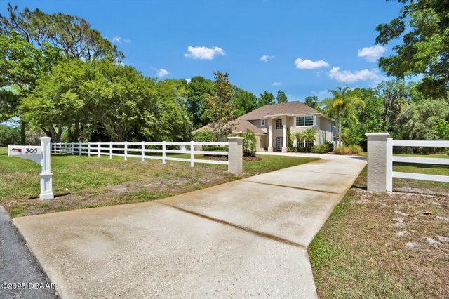 305 Country Circle Drive Drive E, Port Orange, FL 32128