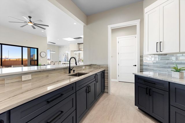 6608 Petirrojo Road NW, Albuquerque, NM 87120