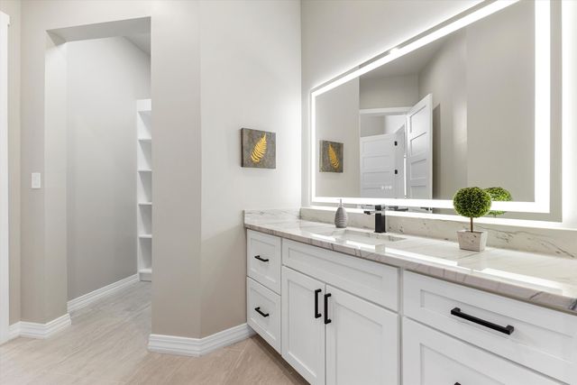 6608 Petirrojo Road NW, Albuquerque, NM 87120