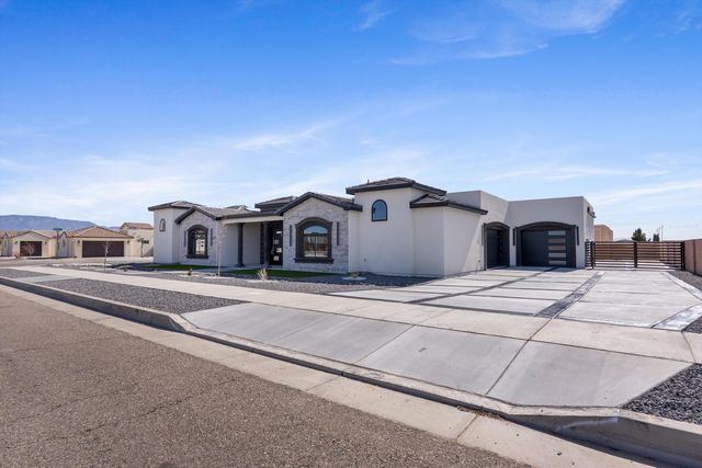 6608 Petirrojo Road NW, Albuquerque, NM 87120