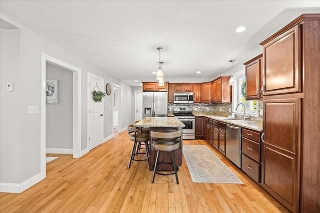 85 Crescent St, West Bridgewater, MA 02379