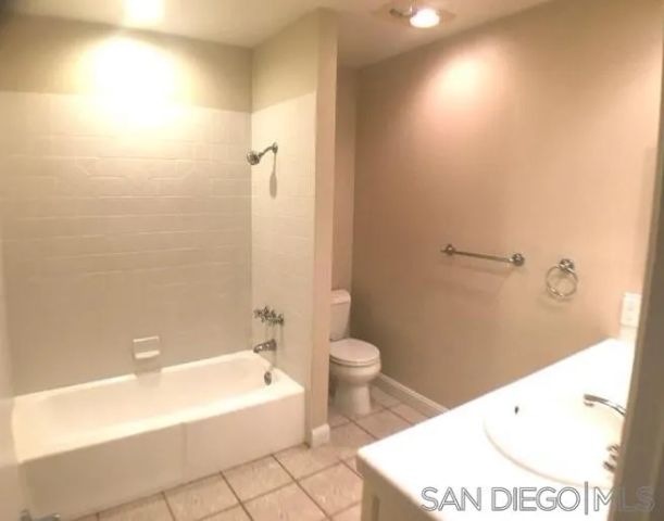 223 10th Street, Del Mar, CA 92014