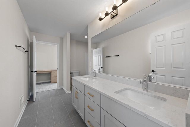 4660 Fenley WAY, Brookfield, WI 53045