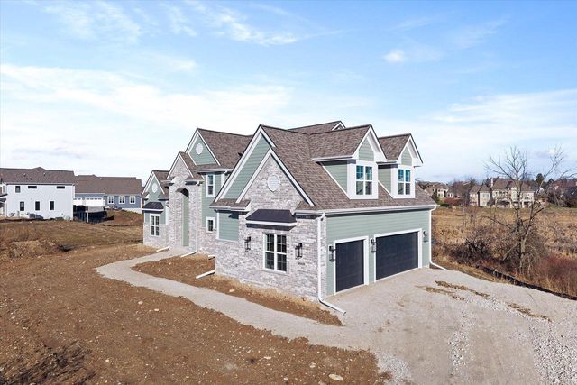 4660 Fenley WAY, Brookfield, WI 53045