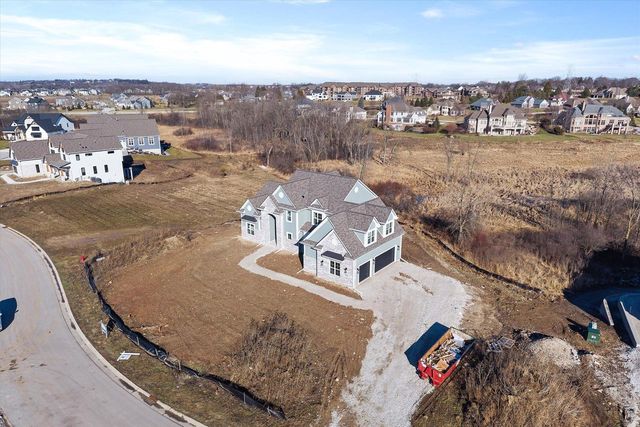 4660 Fenley WAY, Brookfield, WI 53045