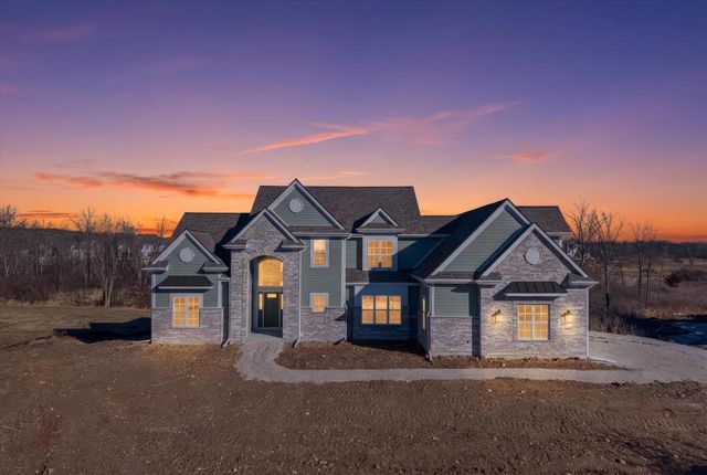 4660 Fenley WAY, Brookfield, WI 53045