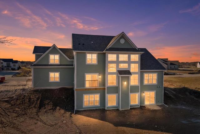 4660 Fenley WAY, Brookfield, WI 53045