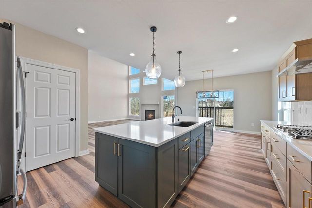 4660 Fenley WAY, Brookfield, WI 53045