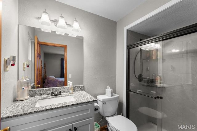 5048 Flintwood Drive, St Louis, MO 63129