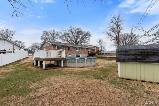 5048 Flintwood Drive, St Louis, MO 63129