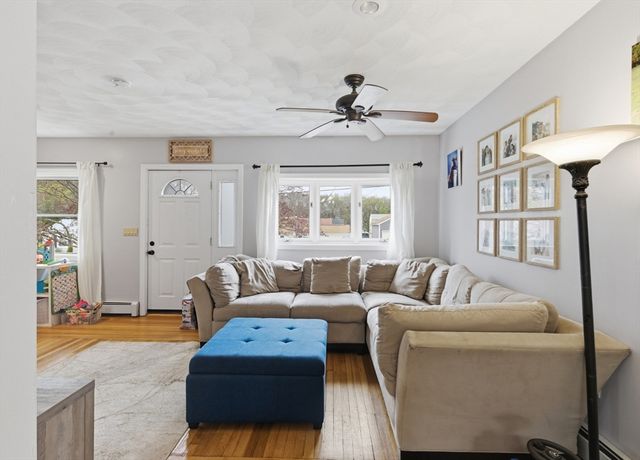 90 Sweetbriar Ave, East Providence, RI 02915