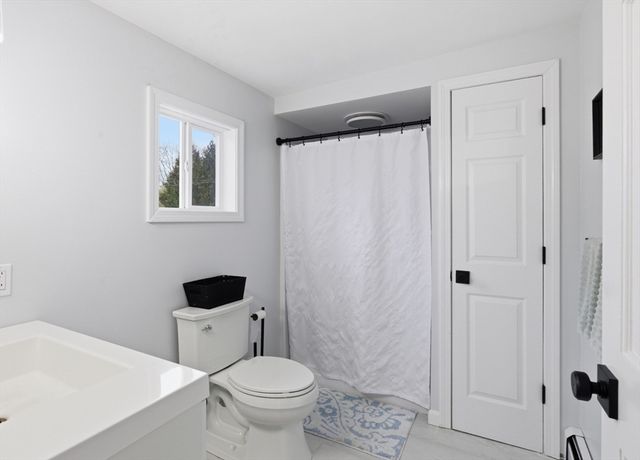 90 Sweetbriar Ave, East Providence, RI 02915