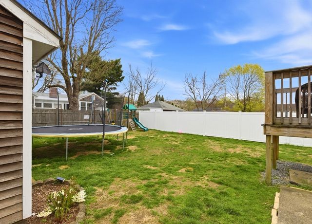 90 Sweetbriar Ave, East Providence, RI 02915