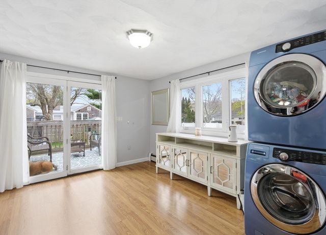 90 Sweetbriar Ave, East Providence, RI 02915