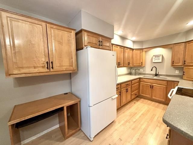 120 Glenview Court, Janesville, WI 53548