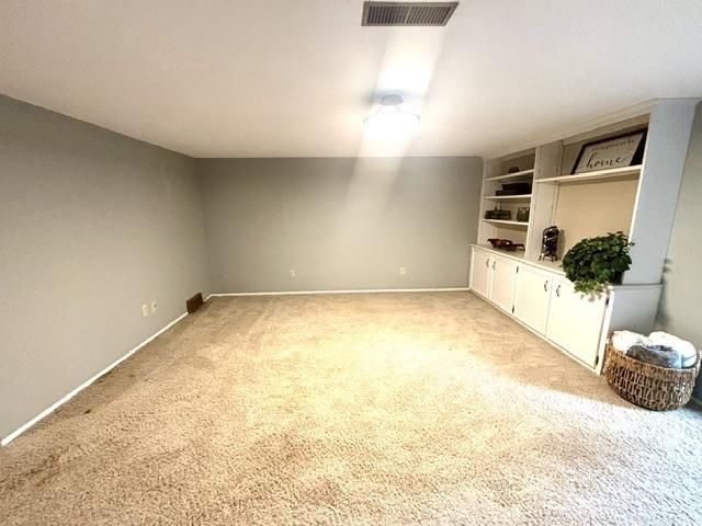 120 Glenview Court, Janesville, WI 53548