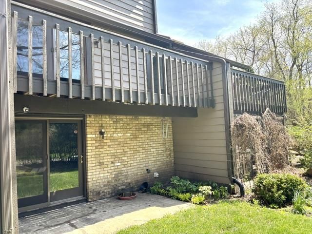120 Glenview Court, Janesville, WI 53548