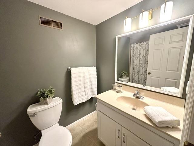 120 Glenview Court, Janesville, WI 53548