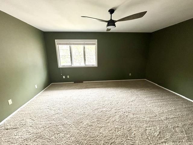 120 Glenview Court, Janesville, WI 53548