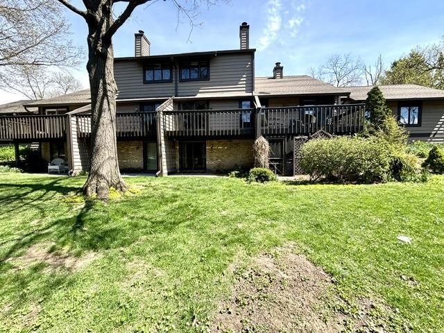 120 Glenview Court, Janesville, WI 53548