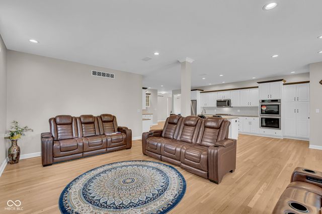 14020 Brookstone Drive, Carmel, IN 46032