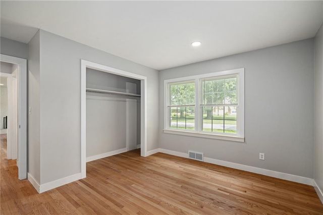 625 S Troost Street, Olathe, KS 66061