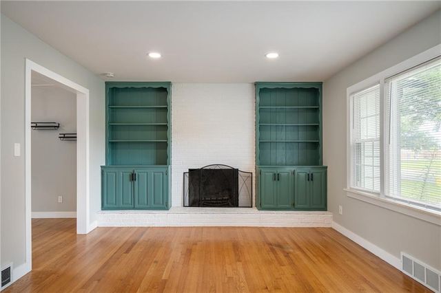 625 S Troost Street, Olathe, KS 66061