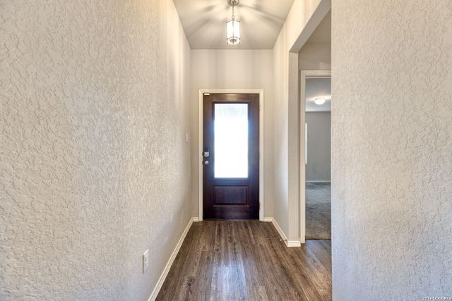 2370 Bullfinch, New Braunfels, TX 78130