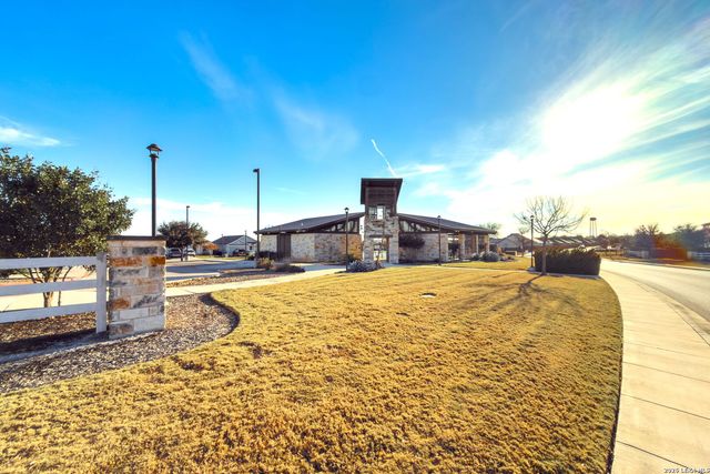 2370 Bullfinch, New Braunfels, TX 78130