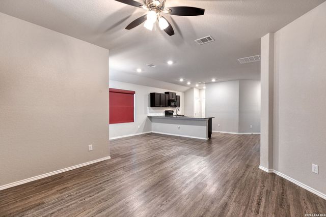 2370 Bullfinch, New Braunfels, TX 78130