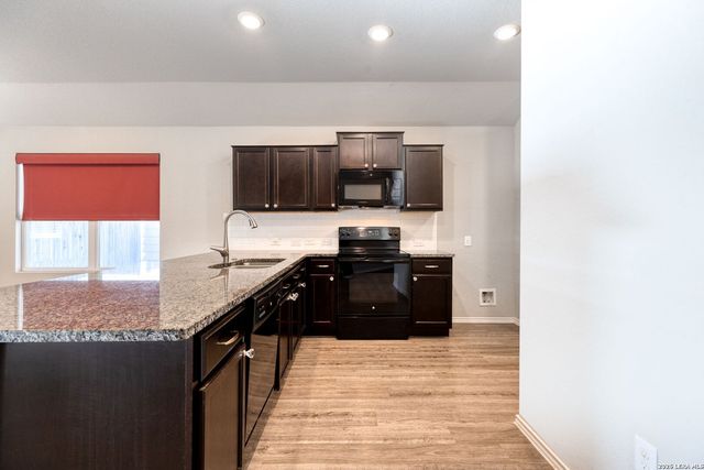 2370 Bullfinch, New Braunfels, TX 78130